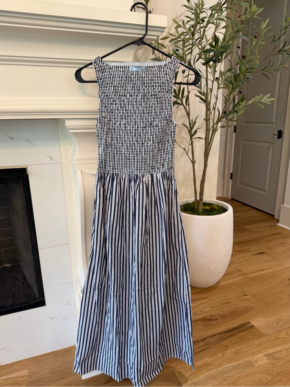 NWT Hill House Navy Striped Cosima Nap Maxi Dress - Picture 2 of 3
